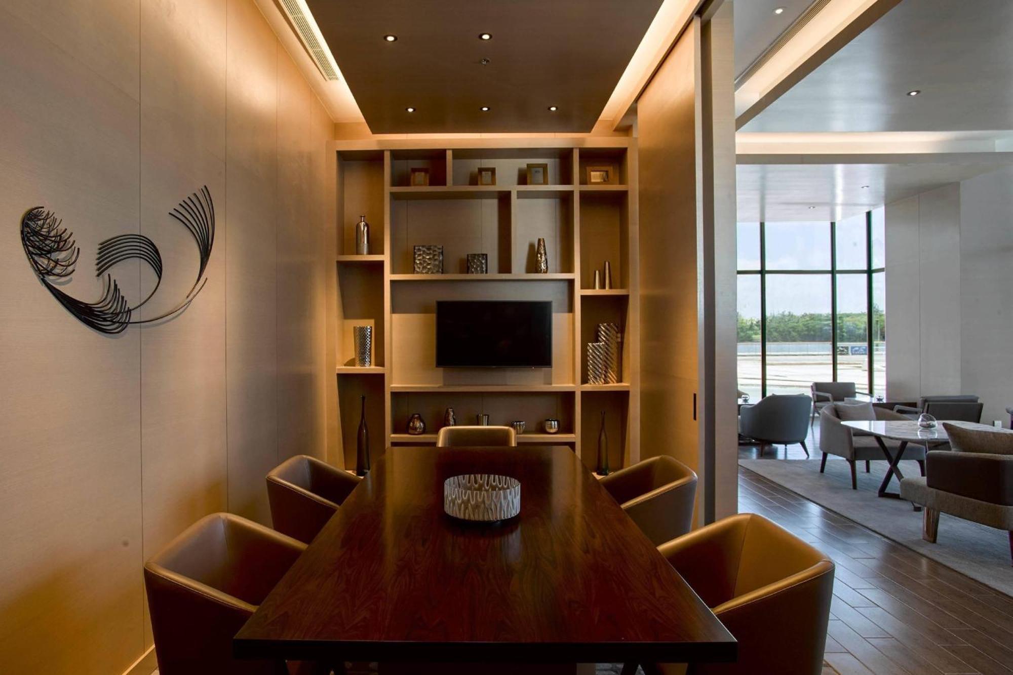 Marriott Hotel 5*